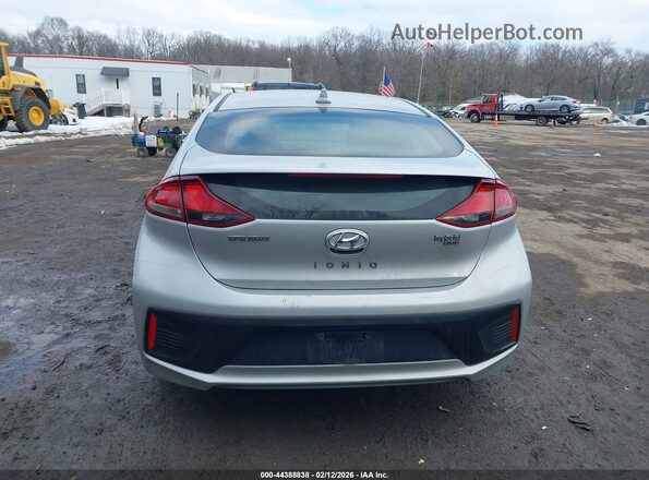 KMHC65LC5KU140969 2019 HYUNDAI IONIQ HYBRID Серебряный 