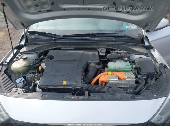 KMHC65LC5KU140969 2019 HYUNDAI IONIQ HYBRID Серебряный Вид сзади