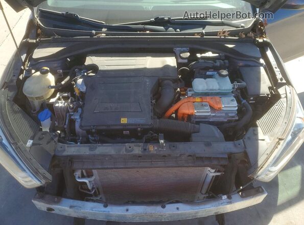 KMHC65LC7JU065447 2018 HYUNDAI IONIQ Silver Widok wnętrza z tyłu