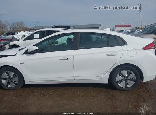 KMHC65LC8JU076229 2018 HYUNDAI IONIQ HYBRID White 