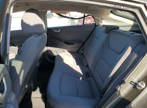 KMHC65LC9LU215965 2020 HYUNDAI IONIQ Charcoal Widok tylnych siedzeń