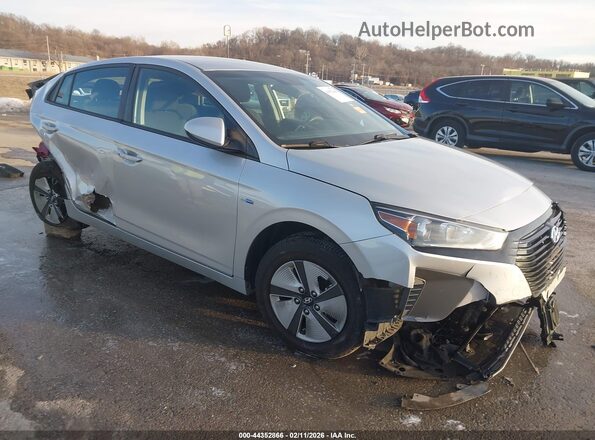 KMHC65LCXKU113914 2019 HYUNDAI IONIQ HYBRID Серый Передняя правая четверть