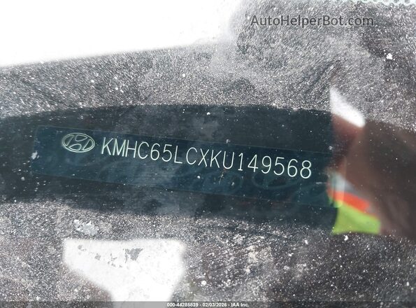 KMHC65LCXKU149568 2019 HYUNDAI IONIQ HYBRID Серебряный 