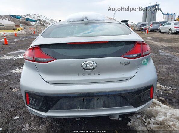 KMHC65LCXKU149568 2019 HYUNDAI IONIQ HYBRID Серебряный 