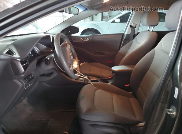 KMHC65LCXMU257997 2021 HYUNDAI IONIQ Gray წინა სალონის ხედი