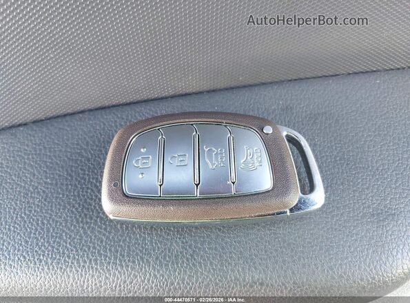 KMHC75LC0LU195893 2020 HYUNDAI IONIQ HYBRID Серебряный Вид панели приборов
