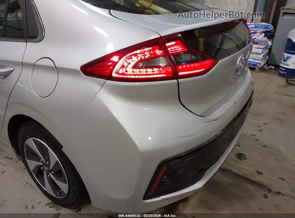KMHC75LC2HU056422 2017 HYUNDAI IONIQ HYBRID Gray Вид спереду