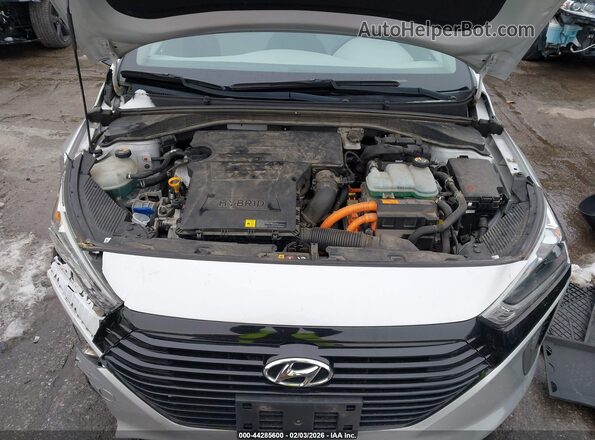 KMHC75LC4HU047902 2017 HYUNDAI IONIQ HYBRID Белый Вид сзади