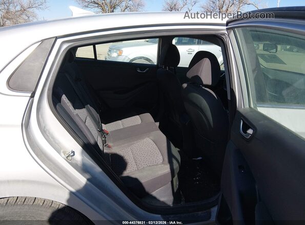 KMHC75LC7JU063906 2018 HYUNDAI IONIQ HYBRID Silver Vista de la etiqueta del VIN