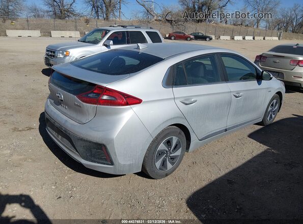 KMHC75LC7JU063906 2018 HYUNDAI IONIQ HYBRID Silver Trasero derecho