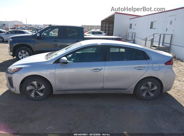 KMHC75LC7JU063906 2018 HYUNDAI IONIQ HYBRID Silver Vista interior de 360 grados