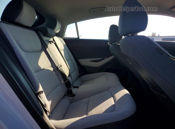 KMHC75LD9MU248438 2021 HYUNDAI IONIQ Белый Вид задних сидений