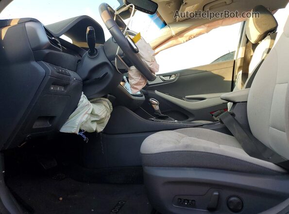 KMHC75LD9MU248438 2021 HYUNDAI IONIQ Белый Вид салона спереди
