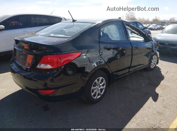 KMHCT4AE5HU313180 2017 HYUNDAI ACCENT Черный Задняя правая четверть