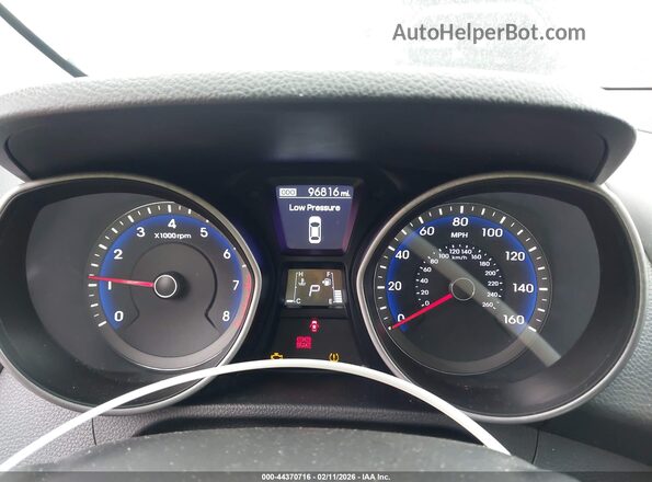 KMHD35LH3HU377591 2017 HYUNDAI ELANTRA GT Синий Вид задних сидений