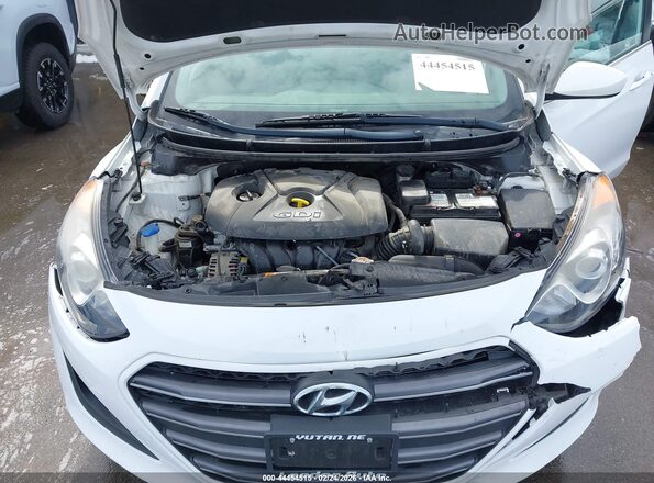 KMHD35LH3HU383732 2017 HYUNDAI ELANTRA GT Белый Вид сзади