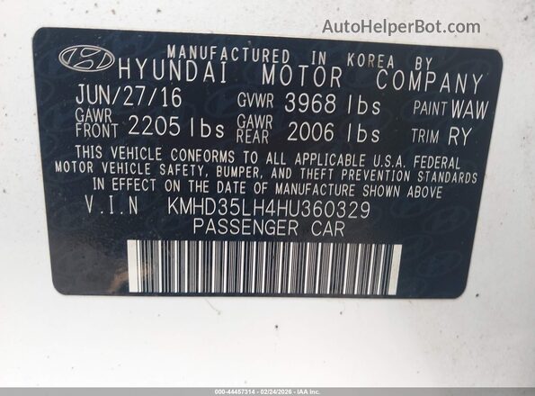 KMHD35LH4HU360329 2017 HYUNDAI ELANTRA GT Белый Вид подкапотного пространства