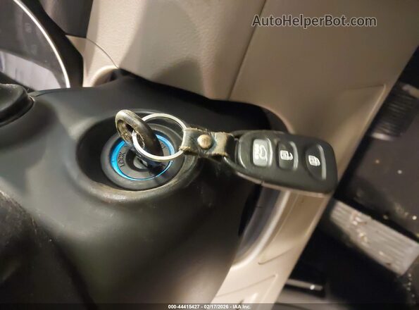 KMHD35LH8GU263861 2016 HYUNDAI ELANTRA GT Черный Вид панели приборов