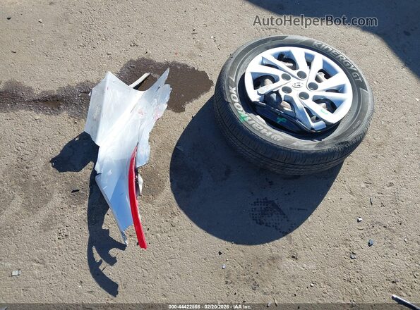 KMHD74LF6JU609331 2018 HYUNDAI ELANTRA Серебряный Вид щитка приборов
