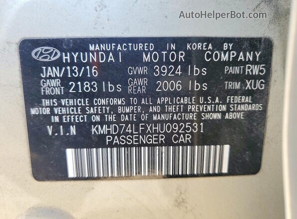 KMHD74LFXHU092531 2017 HYUNDAI ELANTRA Silver Vista del compartimento del motor