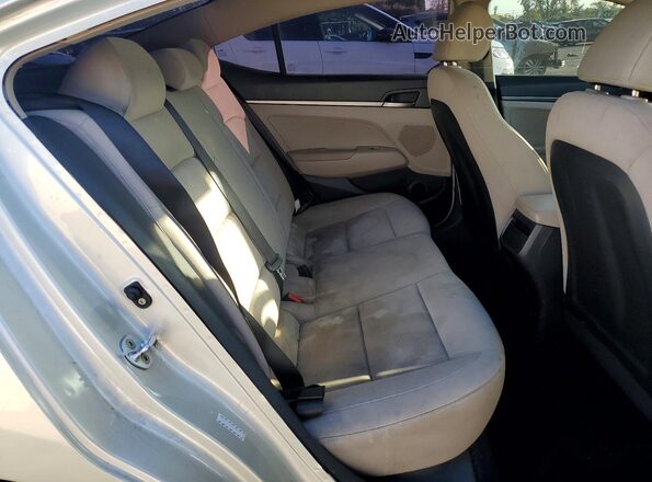 KMHD74LFXHU092531 2017 HYUNDAI ELANTRA Silver Vista de los asientos traseros