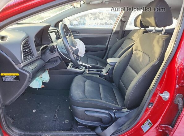 KMHD84LF9JU638514 2018 HYUNDAI ELANTRA Красный Вид салона спереди