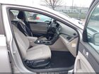 2017 Hyundai Sonata Hybrid Se Серебряный vin: KMHE24L12HA058236