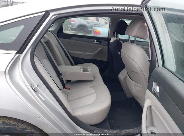 KMHE24L12HA058236 2017 HYUNDAI SONATA HYBRID Серебряный Вид наклейки с VIN-кодом
