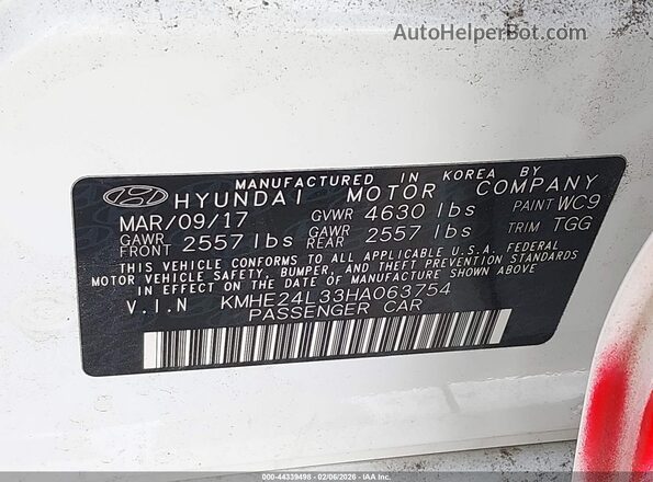 KMHE24L33HA063754 2017 HYUNDAI SONATA HYBRID White Widok komory silnika
