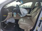 2019 Genesis G90 5.0 Ultimate White vin: KMHG54JH4KU050709