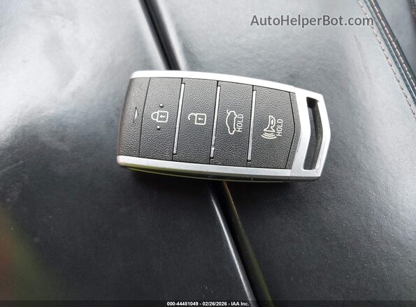 KMHGN4JBXJU247975 2018 GENESIS G80 Серый Вид панели приборов