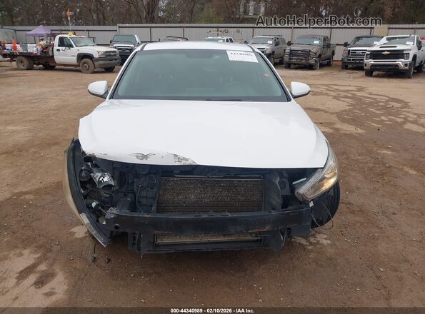 KMHH35LE5JU062126 2018 HYUNDAI ELANTRA GT Белый Вид задней части салона