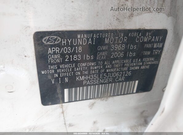 KMHH35LE5JU062126 2018 HYUNDAI ELANTRA GT Белый Вид подкапотного пространства
