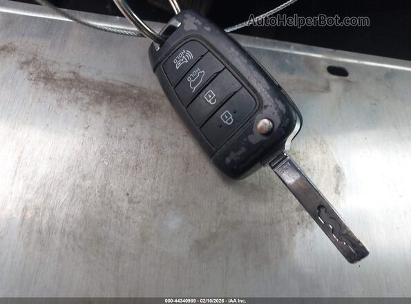 KMHH35LE5JU062126 2018 HYUNDAI ELANTRA GT Белый Вид панели приборов