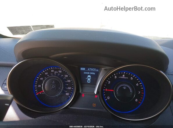 KMHHT6KJ9GU133485 2016 HYUNDAI GENESIS Red 
