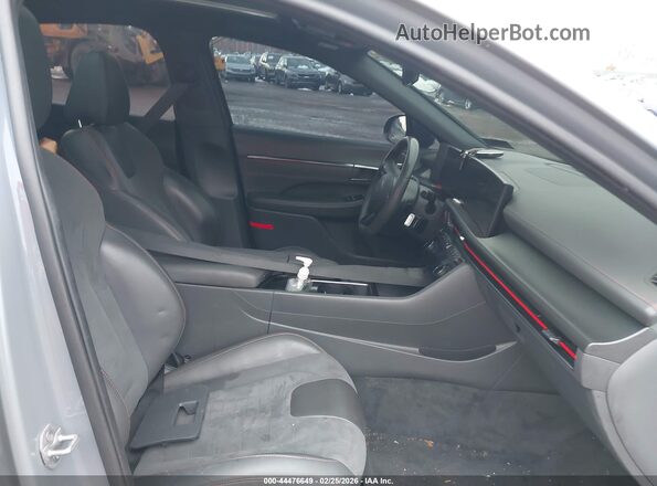 KMHL54JC9RA418977 2024 HYUNDAI SONATA Gray Widok wnętrza z przodu