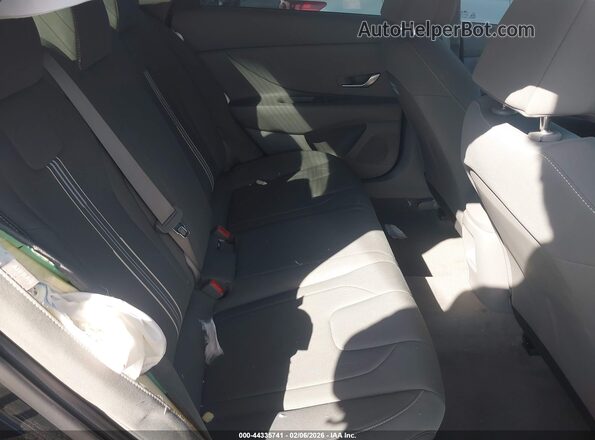 KMHLM4DG4RU668868 2024 HYUNDAI ELANTRA Black Widok naklejki z numerem VIN