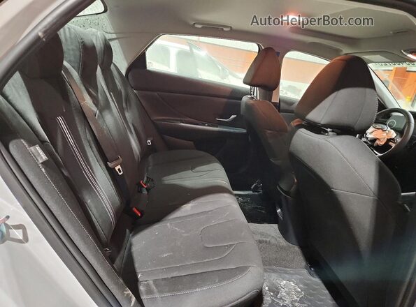 KMHLM4DG9TU102809 2026 HYUNDAI ELANTRA Серый Вид задних сидений