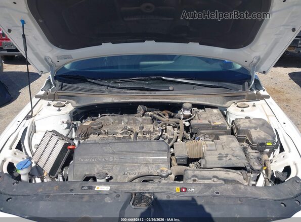 KMHLP4DG4RU818324 2024 HYUNDAI ELANTRA Белый Вид сзади