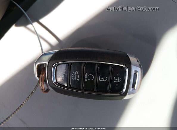 KMHLS4AGXPU469637 2023 HYUNDAI ELANTRA Черный Вид панели приборов