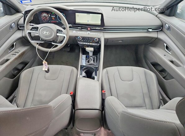 KMHLS4DG1SU878310 2025 HYUNDAI ELANTRA Silver Widok deski rozdzielczej