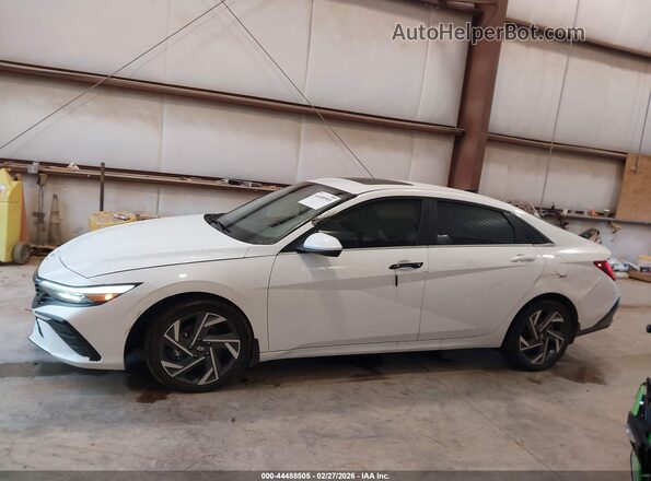 KMHLS4DG1SU933614 2025 HYUNDAI ELANTRA White Widok wnętrza 360 stopni