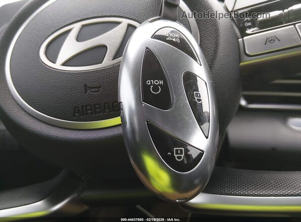 KMHLS4DG3RU676451 2024 HYUNDAI ELANTRA Белый Вид панели приборов