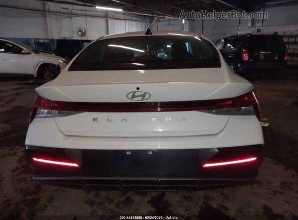 KMHLS4DGXSU927746 2025 HYUNDAI ELANTRA White 