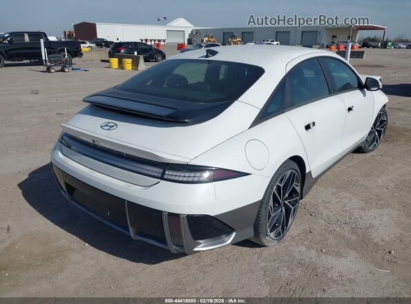KMHM34AA5PA024656 2023 HYUNDAI IONIQ 6 White Trasero derecho