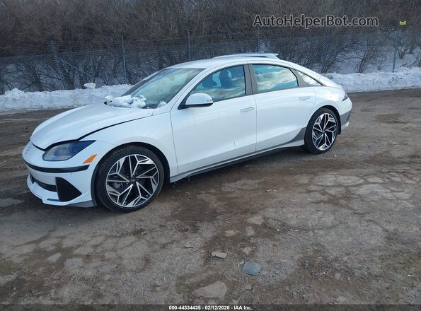KMHM34AC3PA026083 2023 HYUNDAI IONIQ 6 Белый Передняя левая четверть