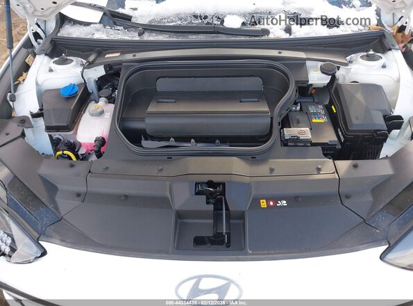 KMHM34AC3PA026083 2023 HYUNDAI IONIQ 6 Белый Вид сзади