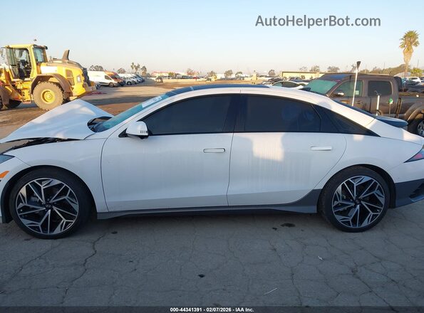 KMHM54AA4RA074008 2024 HYUNDAI IONIQ 6 Белый Панорамный вид салона 360°