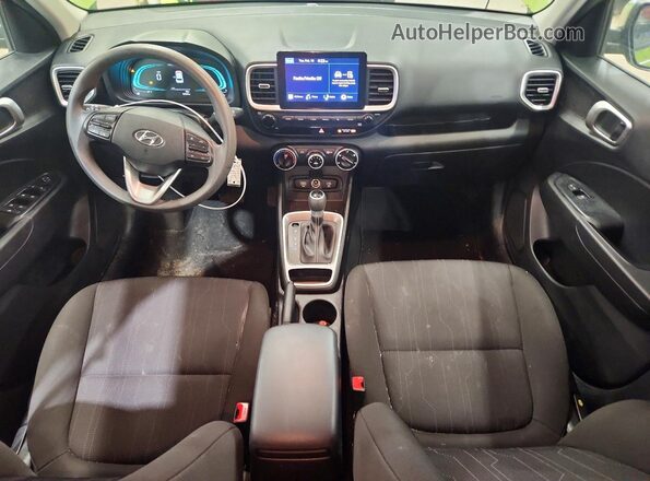 KMHRB8A34PU213945 2023 HYUNDAI VENUE Green Առջևի վահանակի տեսք
