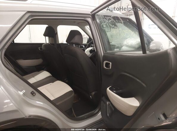 KMHRC8A37LU025945 2020 HYUNDAI VENUE Gray Widok naklejki z numerem VIN